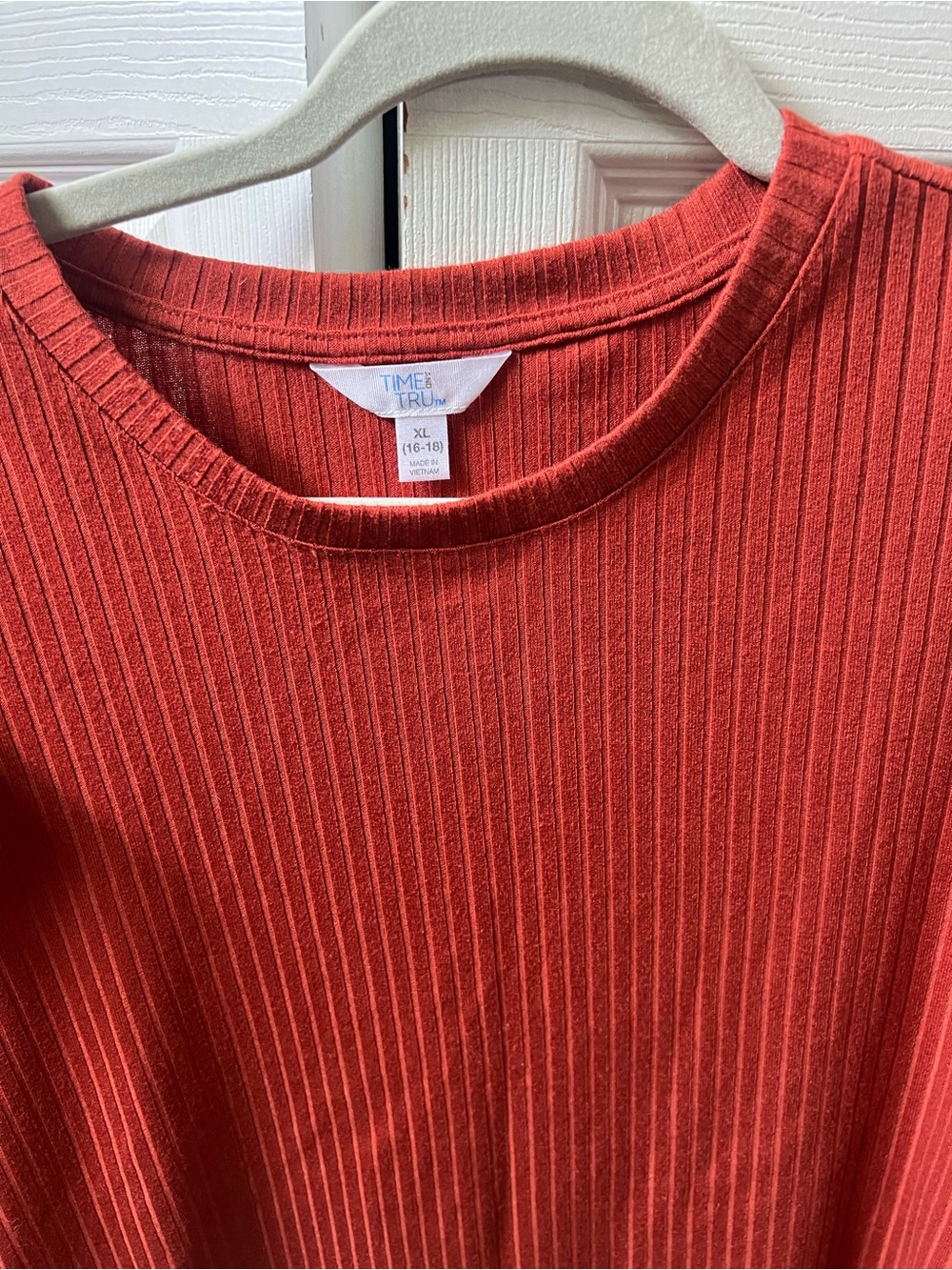 Time and Tru Red Ribbed Ruffle Sleeve Blouse - Picture 2 of 3